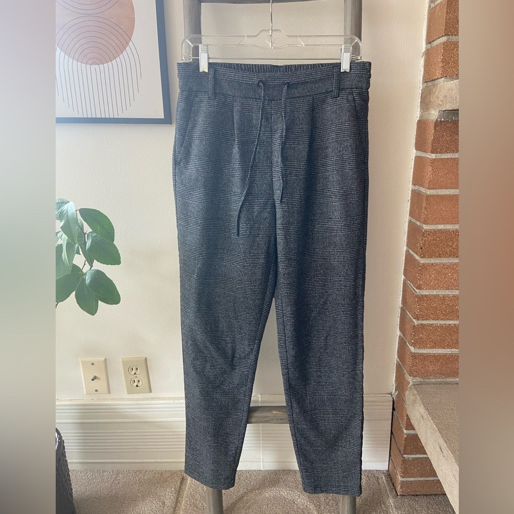 Women’s Plaid Joggers